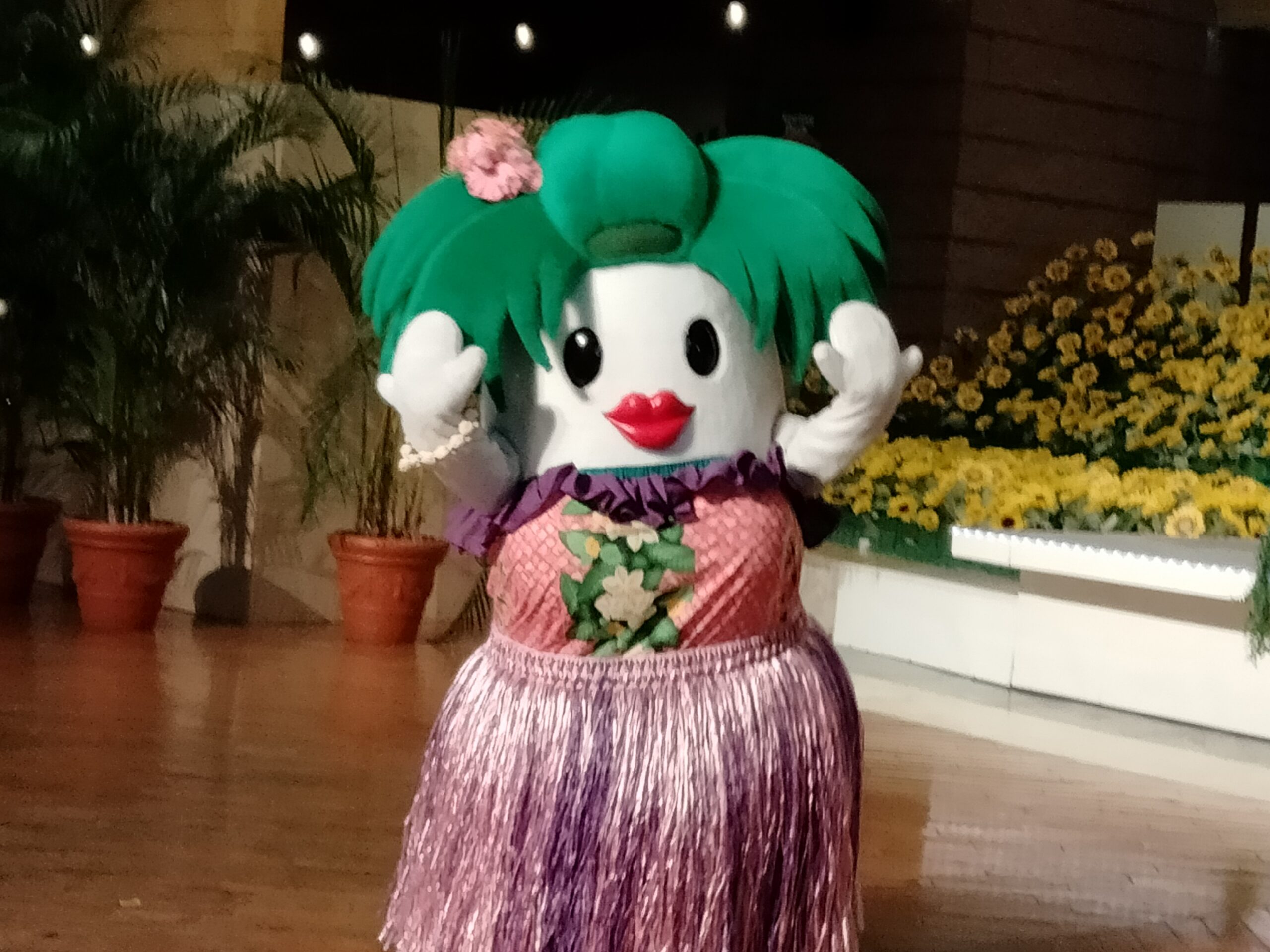 ココねえさん】:スパリゾートハワイアンズの公式キャラクターです